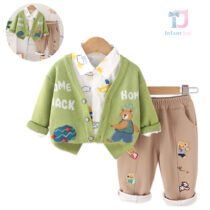 3-piece sport-elegant set with knitted vest and 3D accents Animal Adventure Green