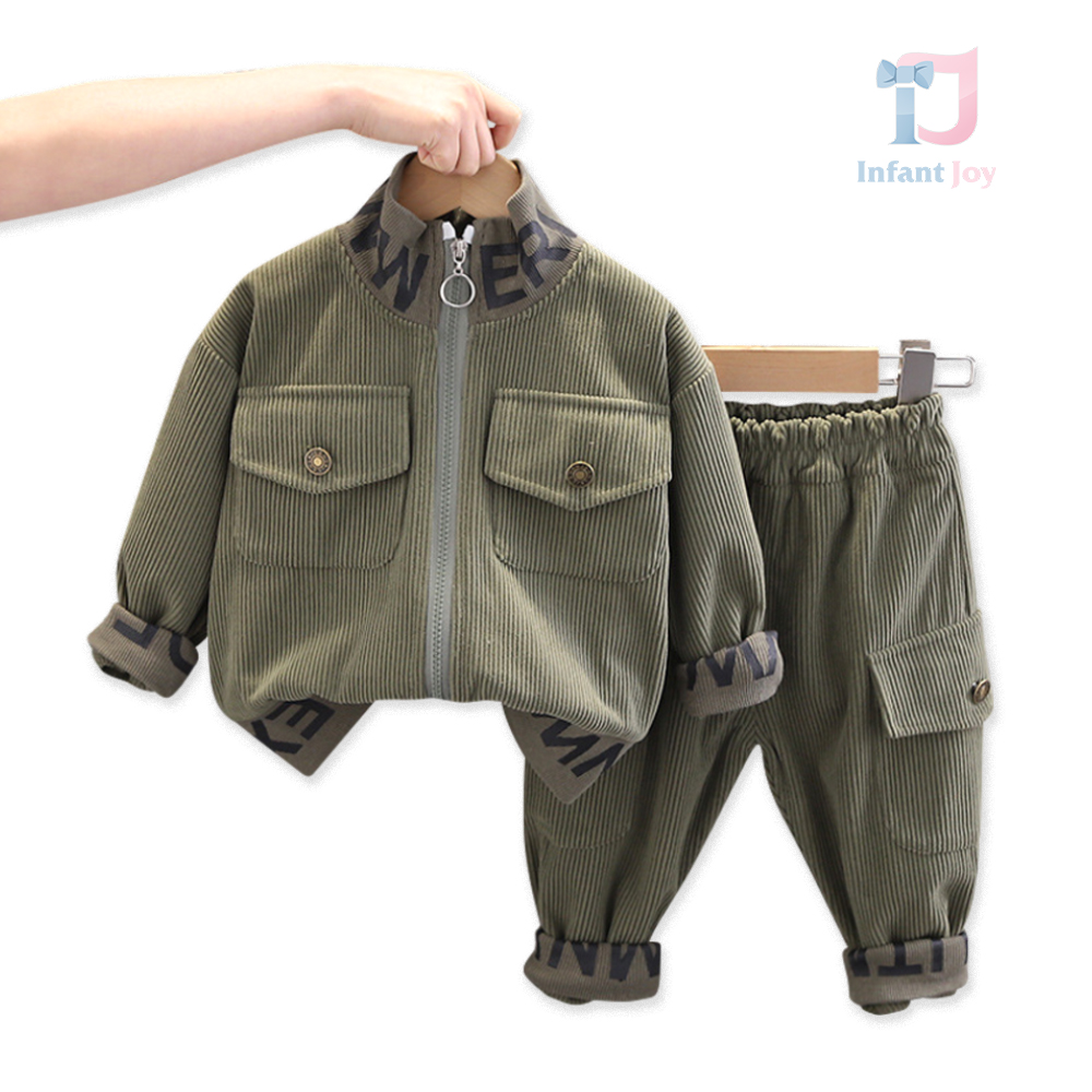 Komplet jeansowy 2-częściowy z ozdobnymi mankietami Brave Boy