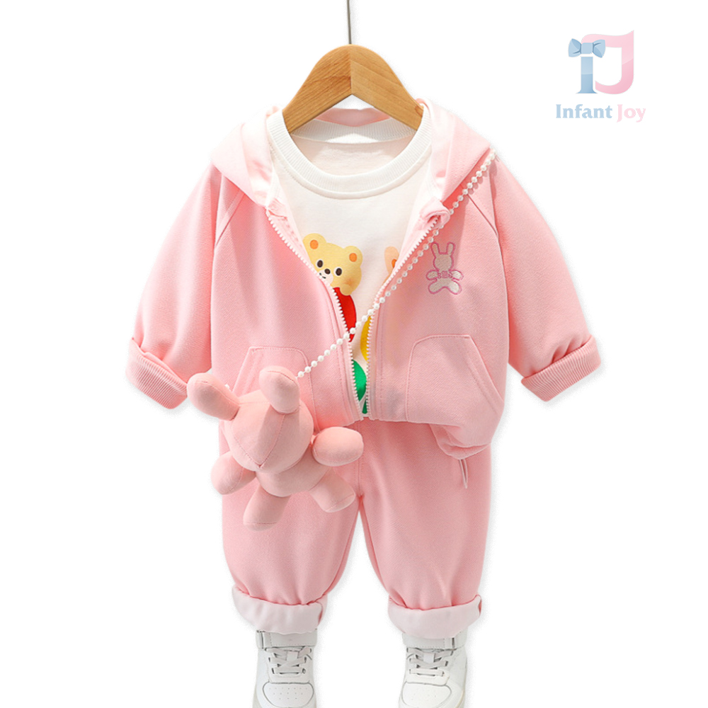 4-częściowy zestaw sportowy z kapturem, haftem i zawieszką Sille Toy Pink