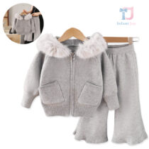 2-piece premium hoodie with faux fur collar and charleston trousers set Winter Echo