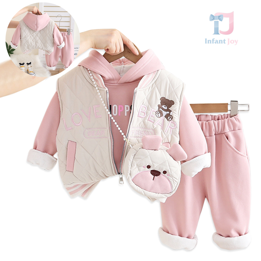 4-częściowy komplet sportowy składający się z kamizelki nylonowej, bluzy z kapturem, spodni i torby crossbody Love Bear